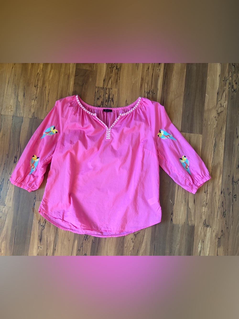 Talbots Parrot Embellished Voile Popover Top M Resort Summer Cotton Lightweight